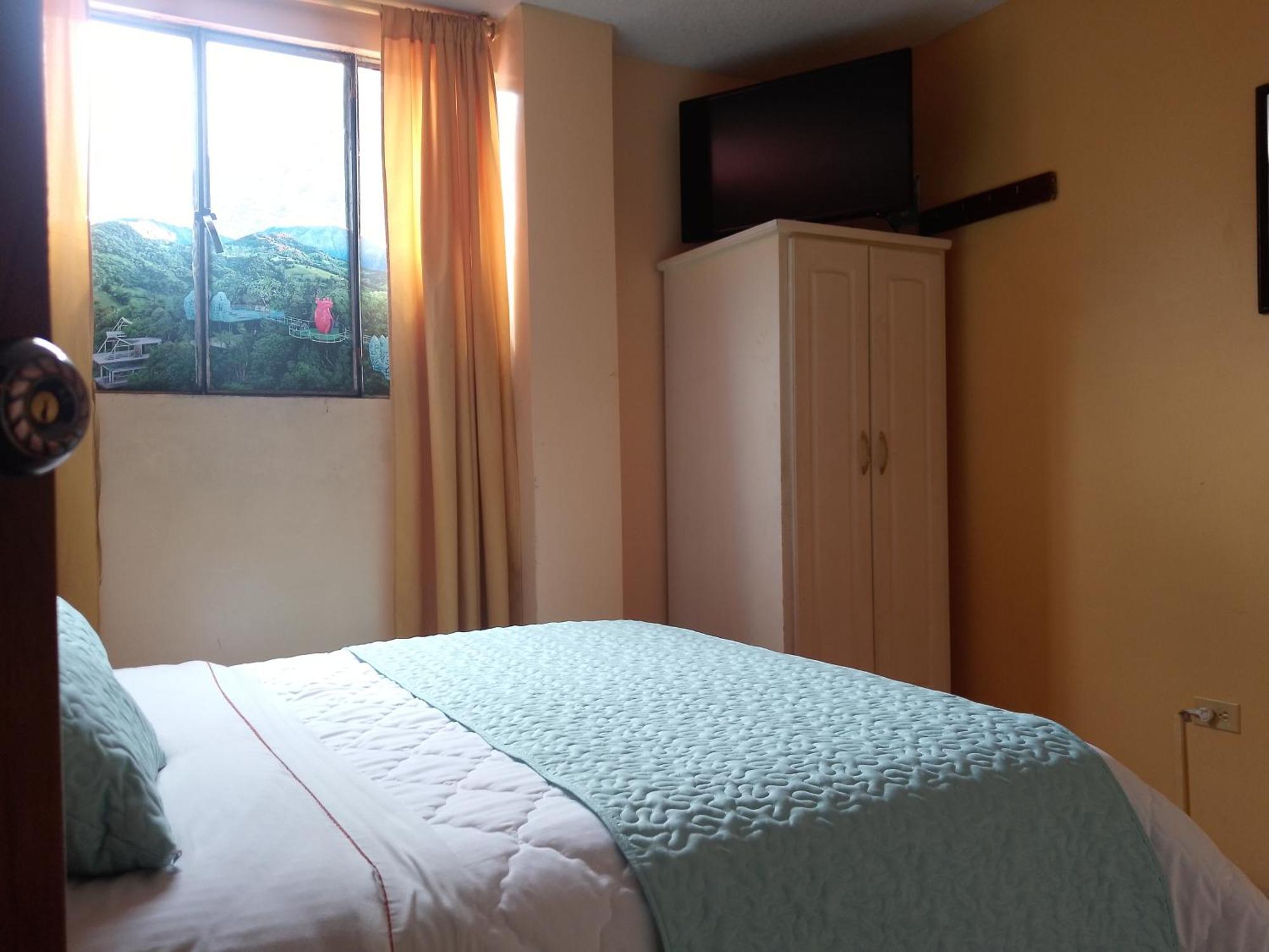 Hotel Amazonia Y Sol Baños Екстериор снимка
